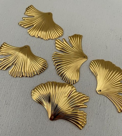 Brass Charm #20 Ginkgo Leaf Pair (2 Pieces) 46x30mm 1 Hole Golden Colour Plated